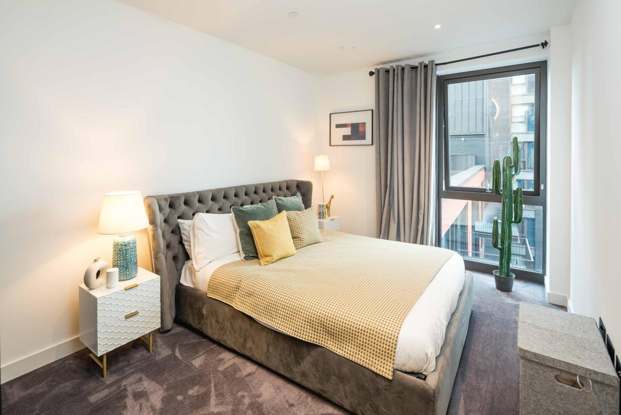 Apartment Modern-3beds-balcony-lift